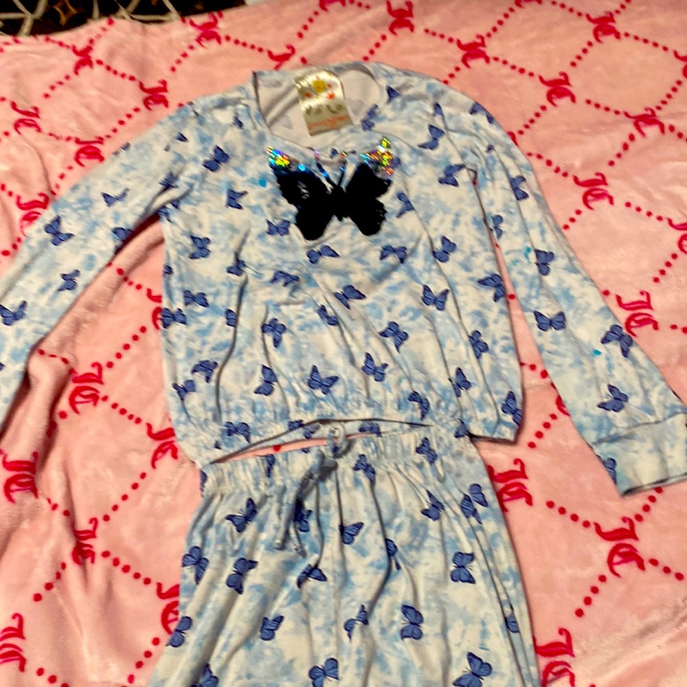 Pjs